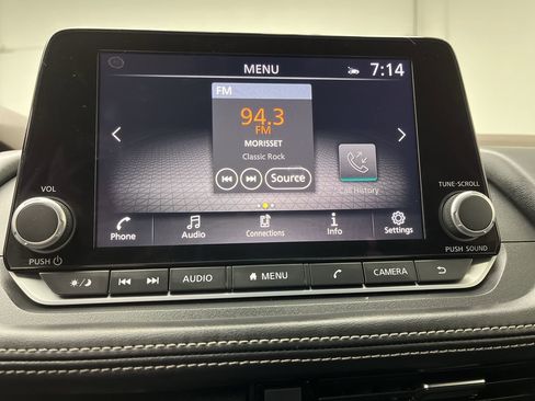 Used 2023 Nissan Rogue SL image 19