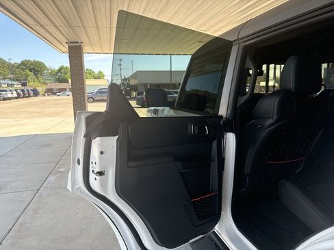 Used 2024 Ford Bronco Raptor AWD/4WD image 19