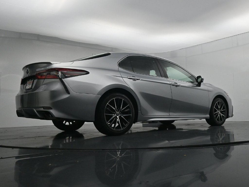 Used 2024 Toyota Camry SE FWD image 38
