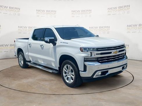 Used 2021 Chevrolet Silverado 1500 LTZ w/ LTZ Convenience Package II AWD/4WD image 7