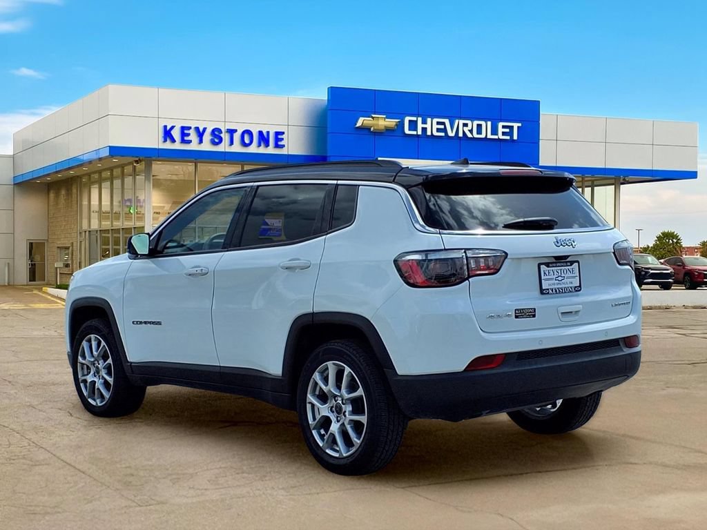Used 2025 Jeep Compass Limited AWD/4WD image 5