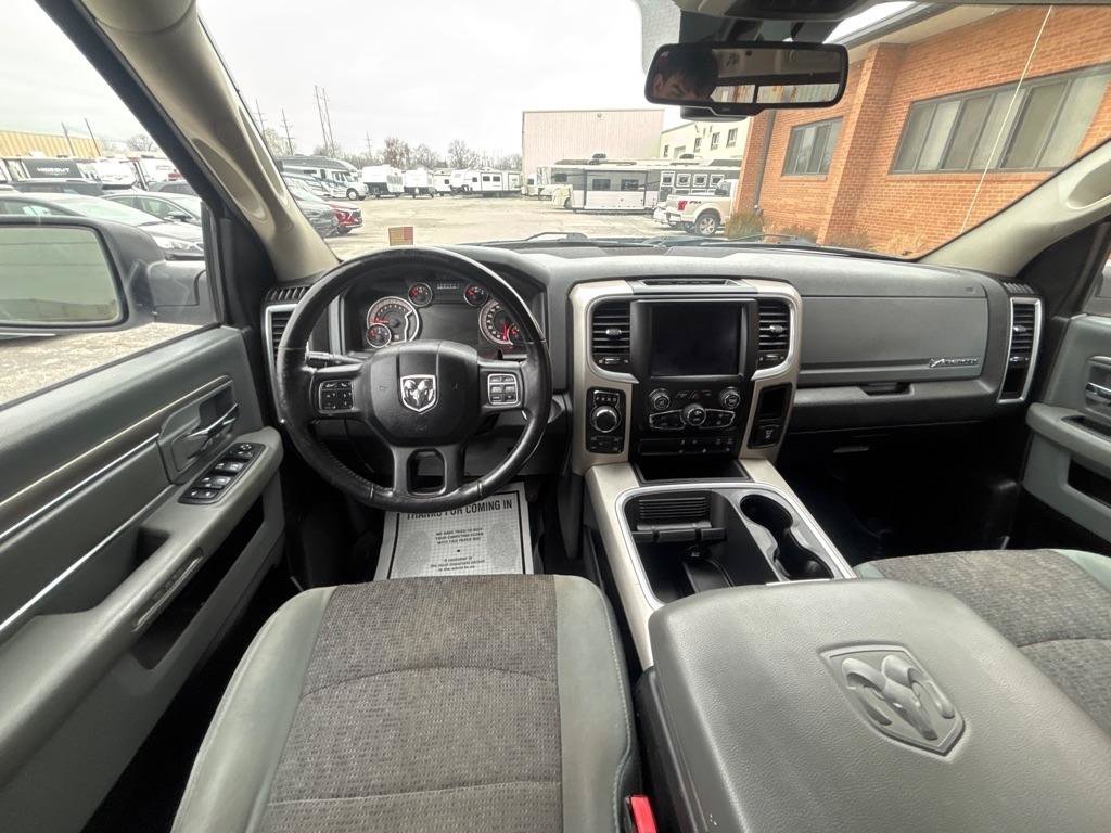 Used 2019 RAM 1500 Big Horn AWD/4WD image 18