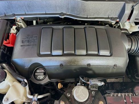 Used 2016 Chevrolet Traverse LTZ w/ LPO, 'HIT The Road' Package image 31