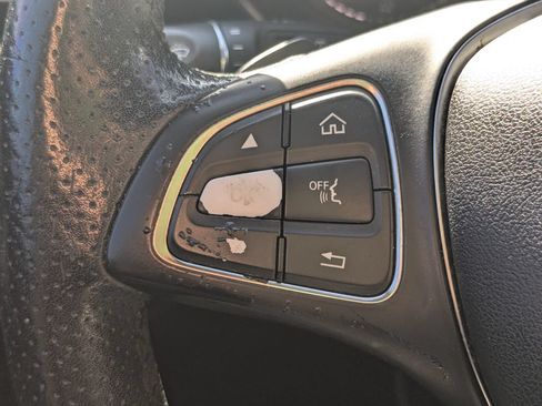 Certified 2018 Mercedes-Benz GLC 300 image 11