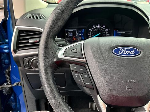 Used 2024 Ford Edge SEL AWD/4WD image 11