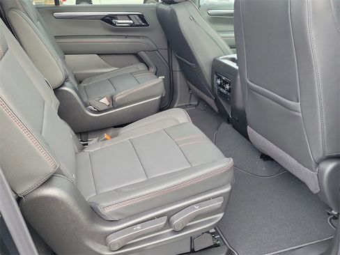 New 2026 Chevrolet Suburban RST w/ Comfort Package image 19