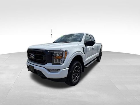 Used 2022 Ford F150 XLT w/ Equipment Group 302A High AWD/4WD image 2