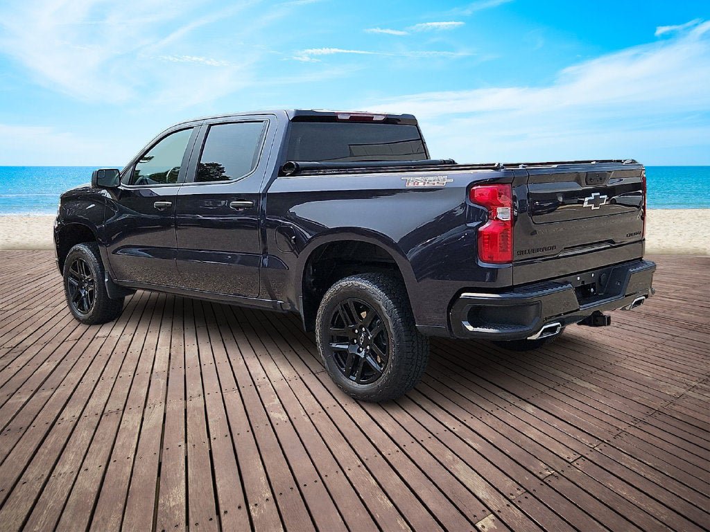 Used 2024 Chevrolet Silverado 1500 Custom Trail Boss w/ LPO, Dark Essentials Package AWD/4WD image 6