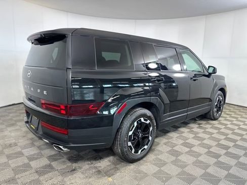 Used 2024 Hyundai Santa Fe SE image 3