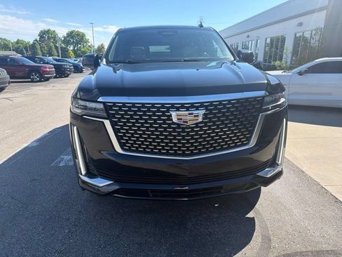 Used 2021 Cadillac Escalade Premium Luxury w/ LPO, Illumination Package AWD/4WD image 3