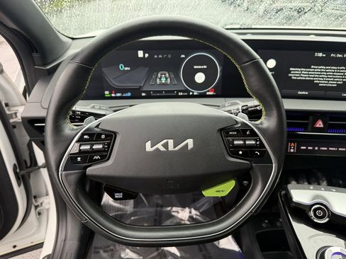 Used 2023 Kia EV6 GT image 21