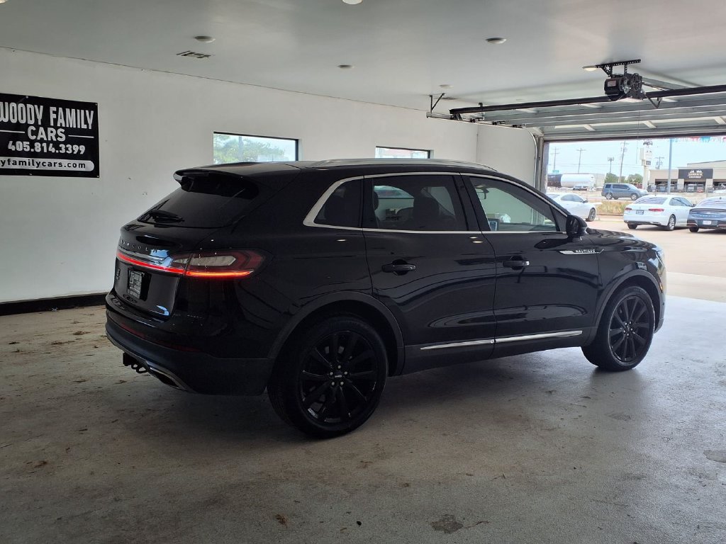 Used 2021 Lincoln Nautilus Reserve w/ Equipment Group 202A AWD/4WD image 3
