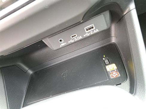 Certified 2025 Subaru Crosstrek 2.5i Limited image 25