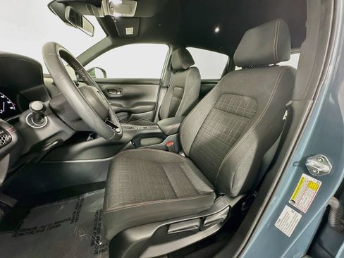 Used 2025 Honda HR-V Sport image 21