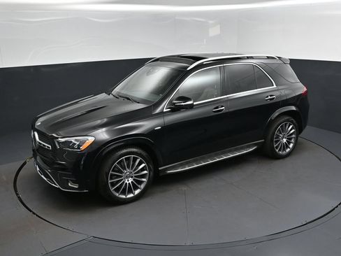 Used 2025 Mercedes-Benz GLE 450e 4MATIC image 31