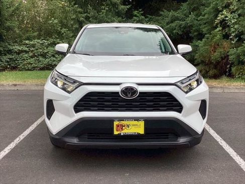 Certified 2025 Toyota RAV4 LE AWD/4WD image 19
