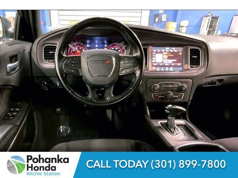 Used 2023 Dodge Charger SXT image 4