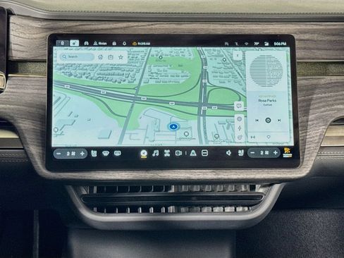 Used 2022 Rivian R1T Launch Edition AWD/4WD image 13
