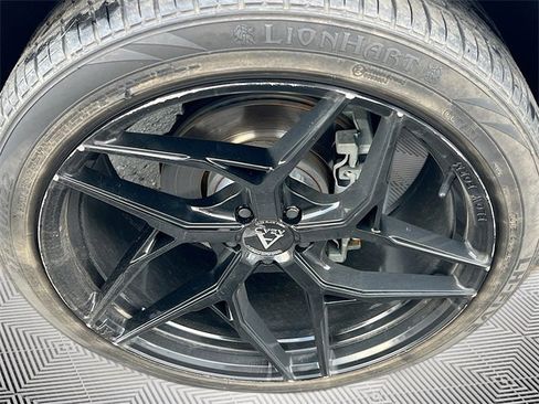 Used 2020 Dodge Durango SXT image 30