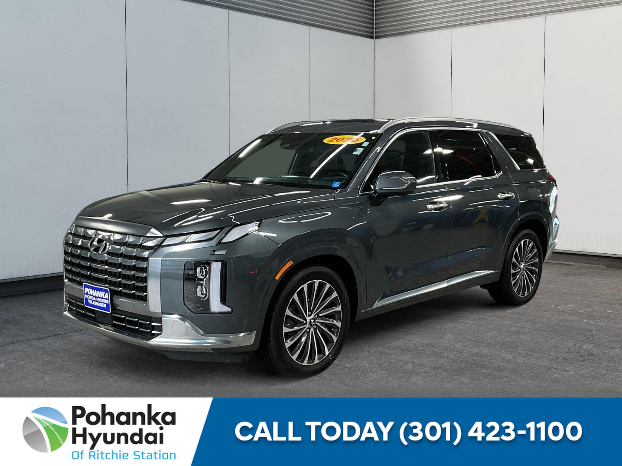 Certified 2025 Hyundai Palisade Calligraphy AWD/4WD image 1