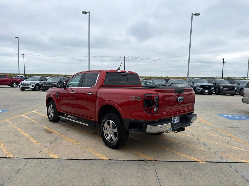 Used 2024 Ford Ranger Lariat w/ FX4 Off-Road Package AWD/4WD image 5