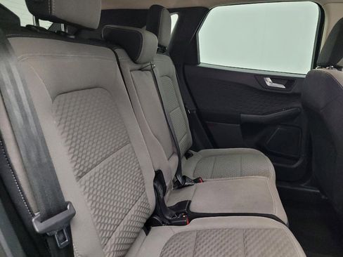 Used 2020 Ford Escape SE image 19