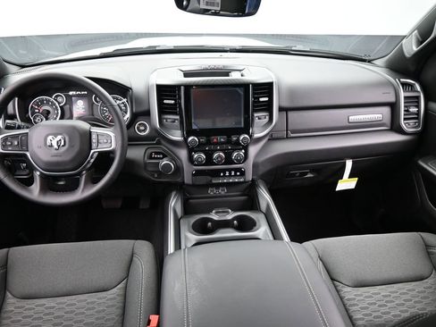 Used 2025 RAM 1500 Big Horn image 28