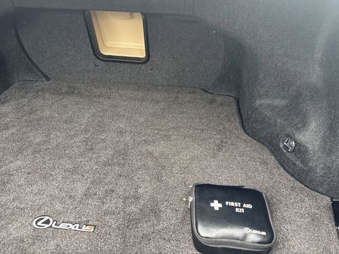 Used 2014 Lexus ES 350 w/ Luxury Package image 23