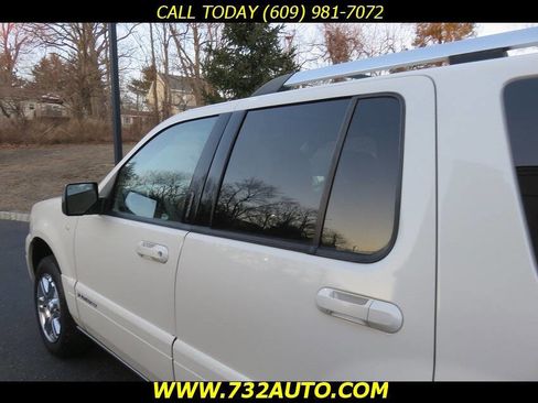 Used 2007 Mercury Mountaineer Premier image 25