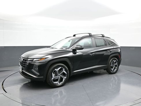 Used 2023 Hyundai Tucson SEL w/ Cargo Package image 10
