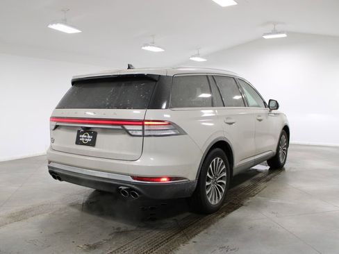 Used 2022 Lincoln Aviator Reserve w/ Elements Package Plus image 9