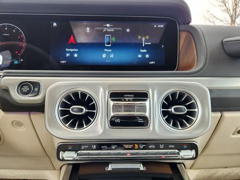 Used 2025 Mercedes-Benz G 550 image 21