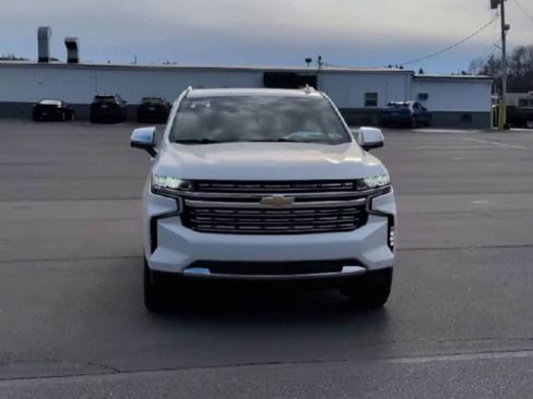 Used 2021 Chevrolet Tahoe Premier image 3