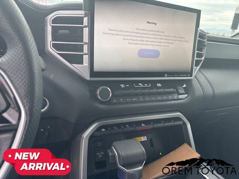 Used 2023 Toyota Sequoia Platinum image 18