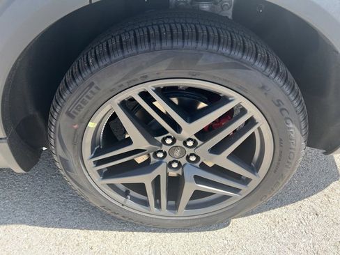 New 2025 Ford Explorer ST-Line w/ Premium Package image 5