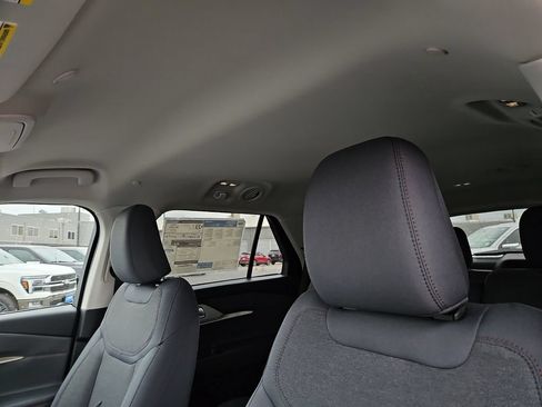 New 2026 Ford Explorer Active AWD/4WD image 22