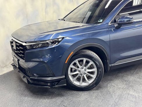 Used 2025 Honda CR-V EX-L image 2