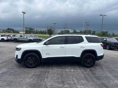 Used 2023 GMC Acadia AT4 w/ Technology Package AWD/4WD image 2