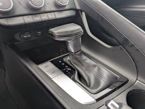 Used 2023 Hyundai Elantra SE FWD image 15