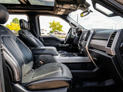 Used 2020 Ford F250 Platinum image 37