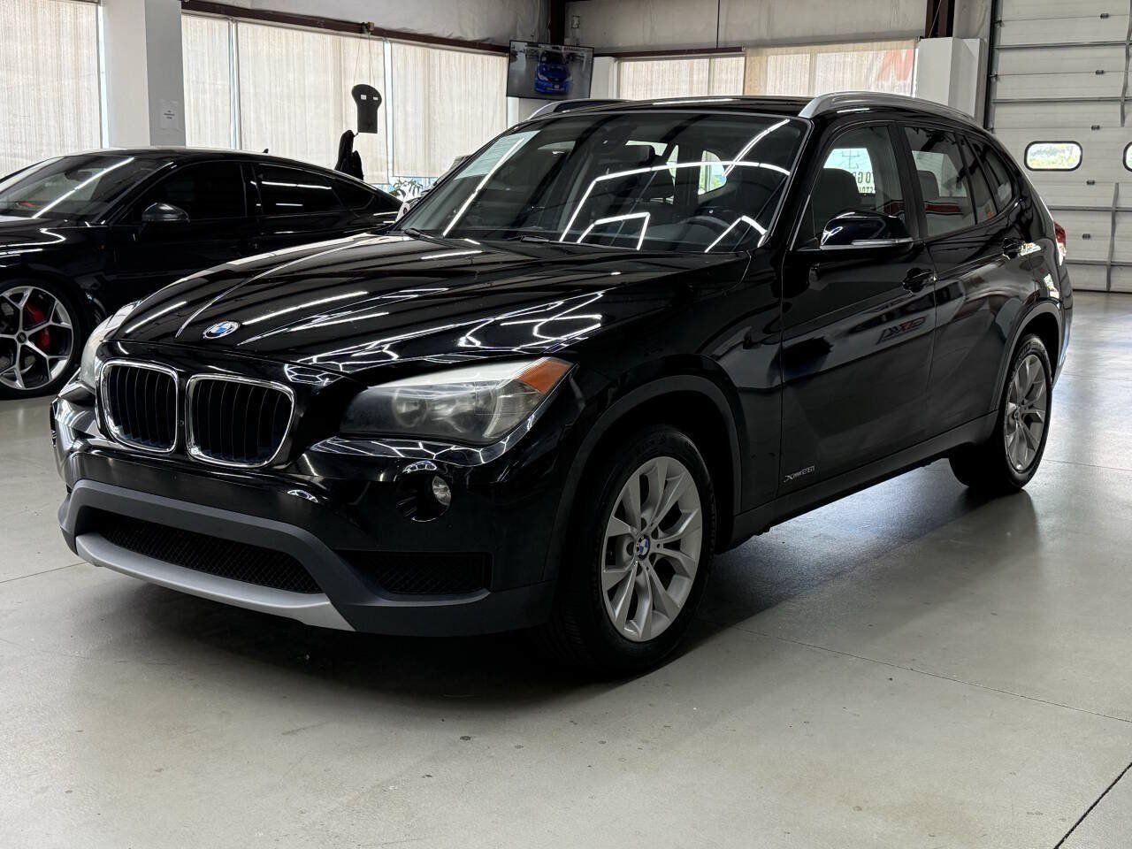 Used 2014 BMW X1 xDrive28i AWD/4WD image 5