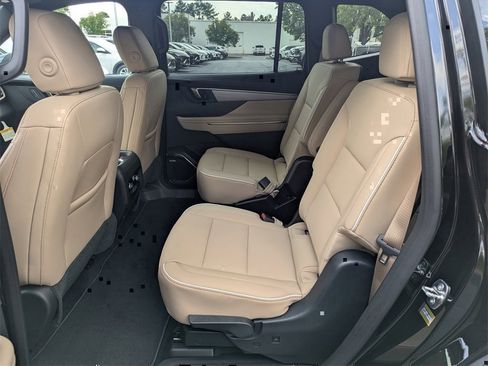 New 2026 Buick Enclave Preferred w/ Power Package image 12