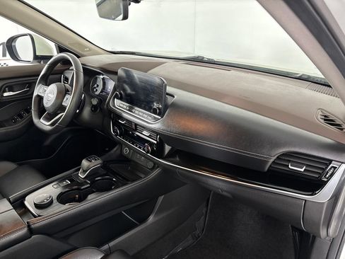 Used 2023 Nissan Rogue SL w/ SL Premium Package AWD/4WD image 32