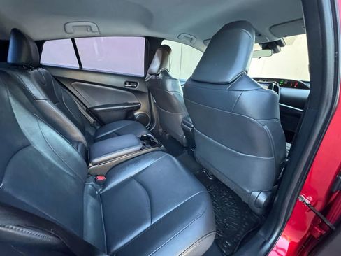 Used 2018 Toyota Prius Prime Premium FWD image 25
