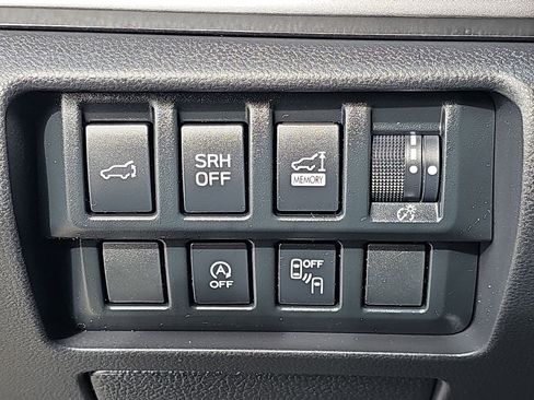 Certified 2024 Subaru Forester Premium AWD/4WD image 27