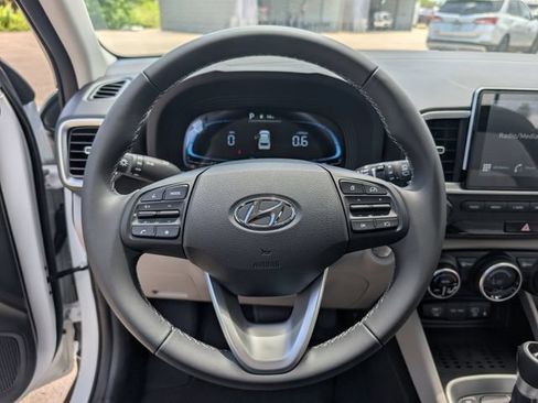 New 2026 Hyundai Venue SEL FWD image 14