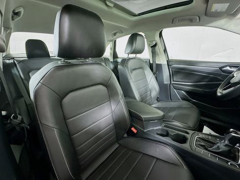 Certified 2024 Volkswagen Jetta SE image 26