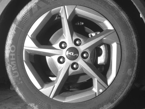 Used 2025 Kia K4 FWD image 13