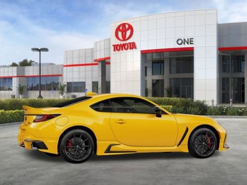 New 2026 Toyota GR86 YUZU Limited image 12