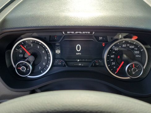New 2026 RAM 1500 Express AWD/4WD image 5